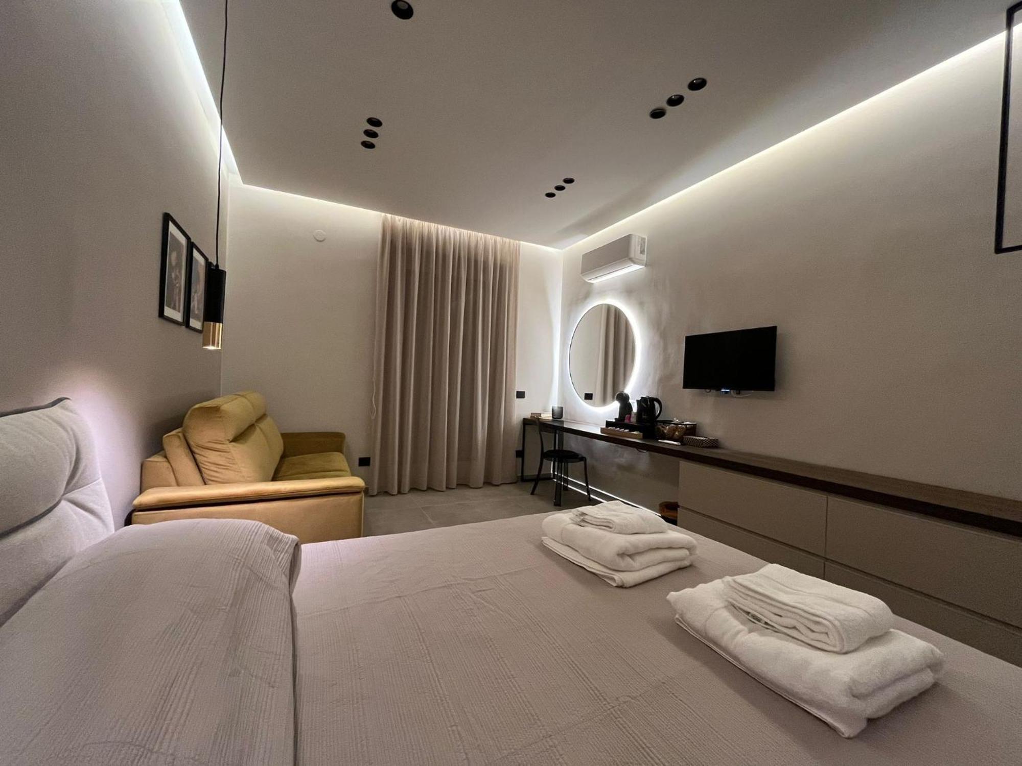 Stay In Neapol Zewnętrze zdjęcie